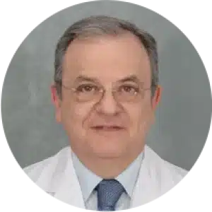 Dr. Francisco Ferrer, médico estomatólogo