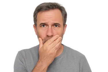 Hombre con mal sabor de boca por halitosis asociada a periodontitis avanzada