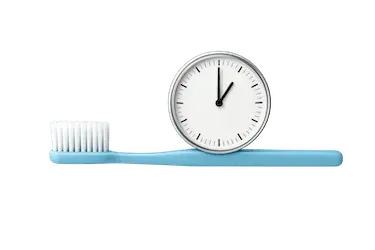 Esperar antes de cepillarse tras alimentos ácidos para evitar sensibilidad dental