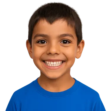 Niño sonriente mostrando dientes sanos tras aplicar selladores dentales preventivos