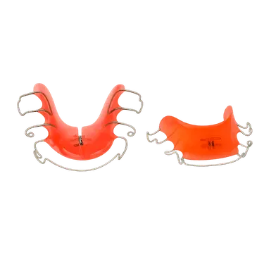 Placa de expansión Hawley usada en ortodoncia infantil para ganar espacio en la arcada