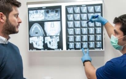 Clínica en Murcia del Dr. Ferrer especializada en rehabilitación oral con prótesis con implantes.