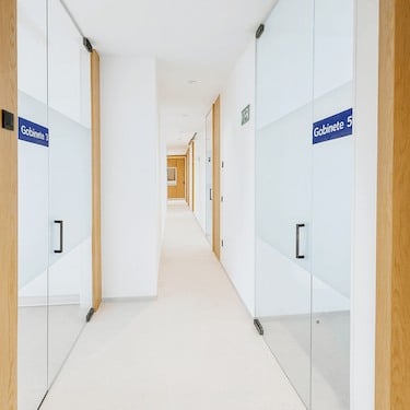 Gabinete dental de la Clínica Dental Medics Dr. Ferrer en Murcia