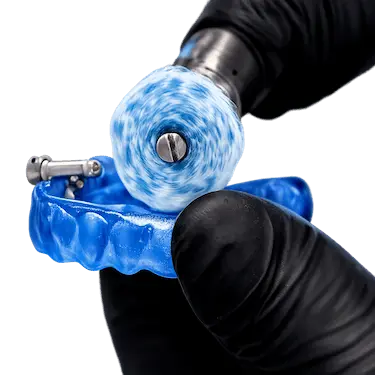 Fabricación en laboratorio de férula antirronquidos de avance mandibular personalizada