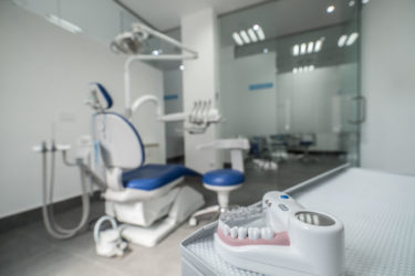 Box dental dentalmedics en Chamberi