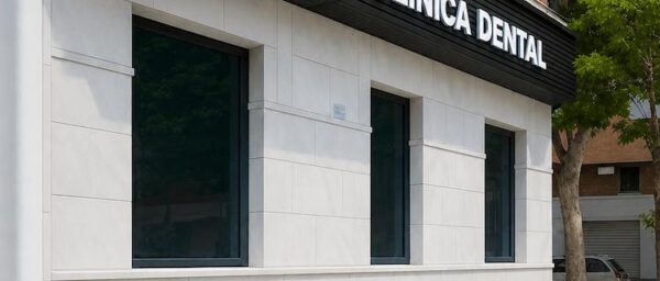 Clínica Dental Medics Dr. Ferrer en Madrid